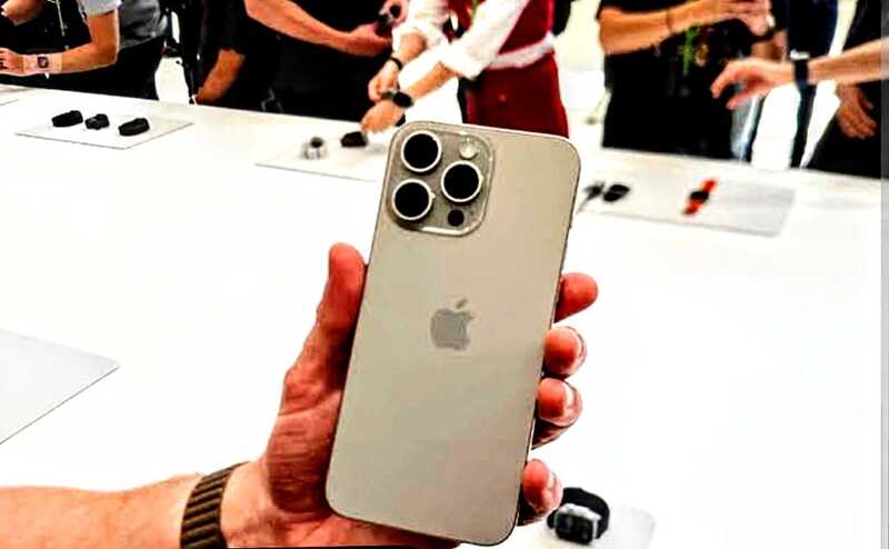 Apple Unveils iPhone 16: Redefining Innovation in the Smartphone Market